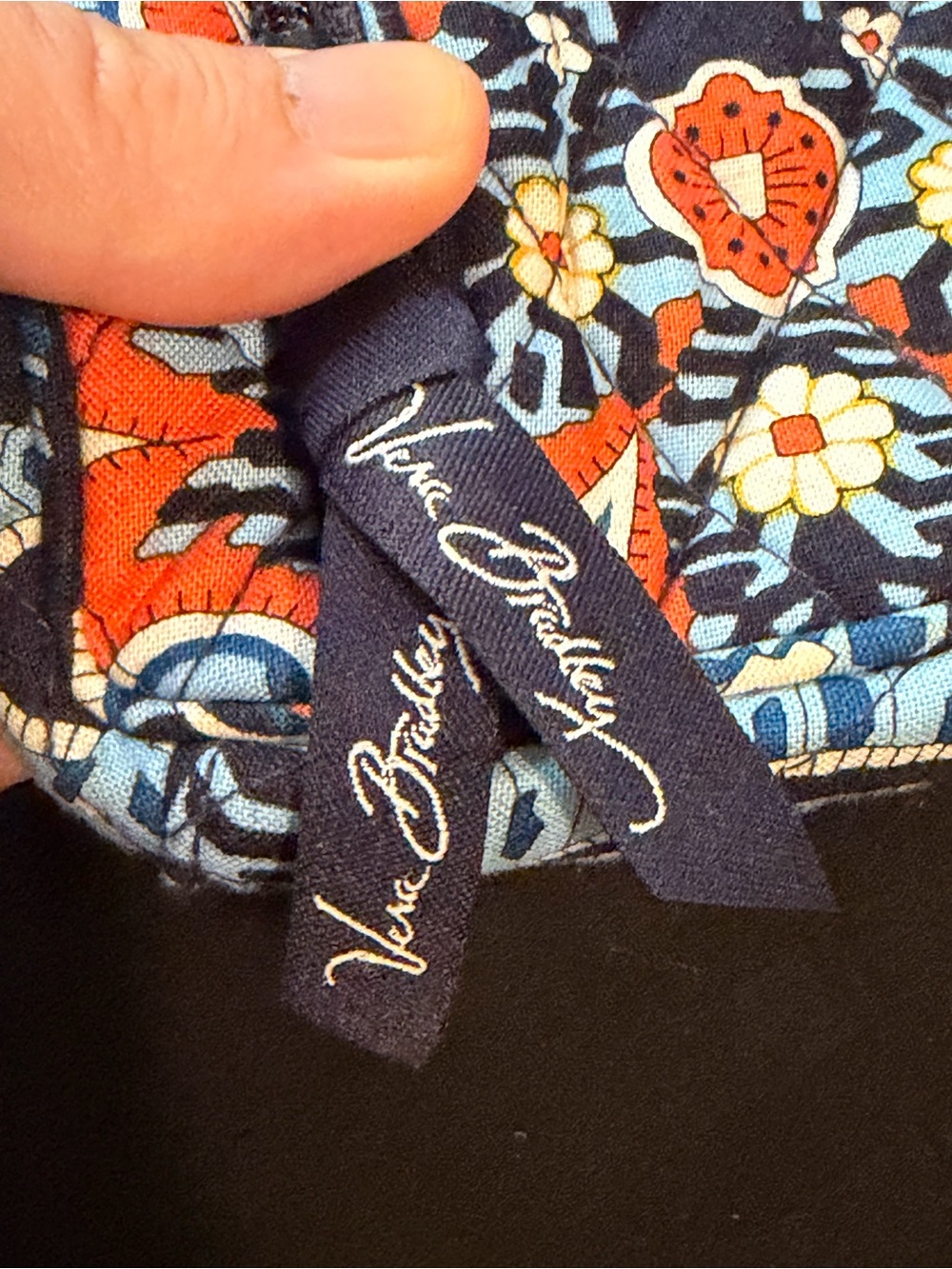 Quilted Crossbody Shoulder Bag in Navy Blue Floral - Picture 5 of 5